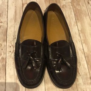 Cole Haan men’s cordovan tassel loafers. Sz. 9.